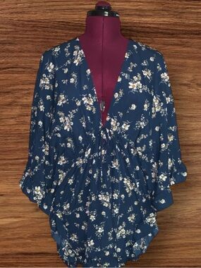 Time and Tru Navy Floral Print Ruffle Sleeve Tie-Front Kimono